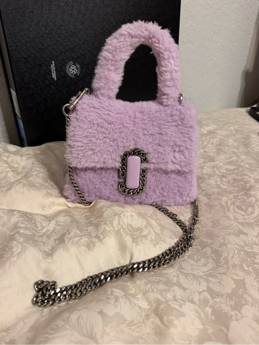 Marc Jacob’s Lavender Faux-Shearling Top-Handle Bag - Picture 9 of 9